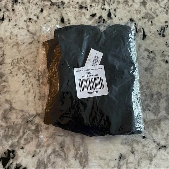 Torrid Black Lace & Mesh Bralette 2X NWT - Picture 3 of 5